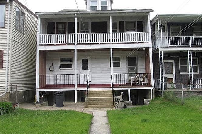 2nd image of 54 Macomb St