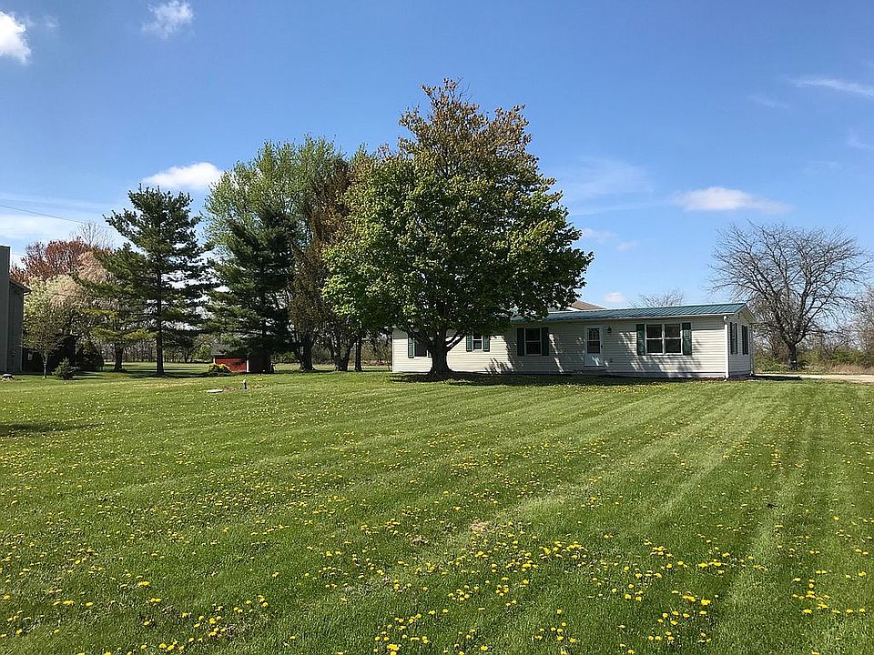 2nd image of 5982 Moore Rd