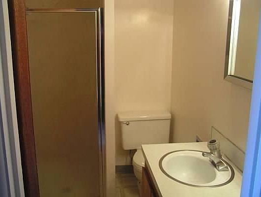 3rd image of 510 Fig St #5