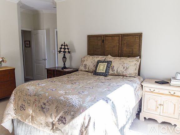 2nd image of 5025 Fairways Cir