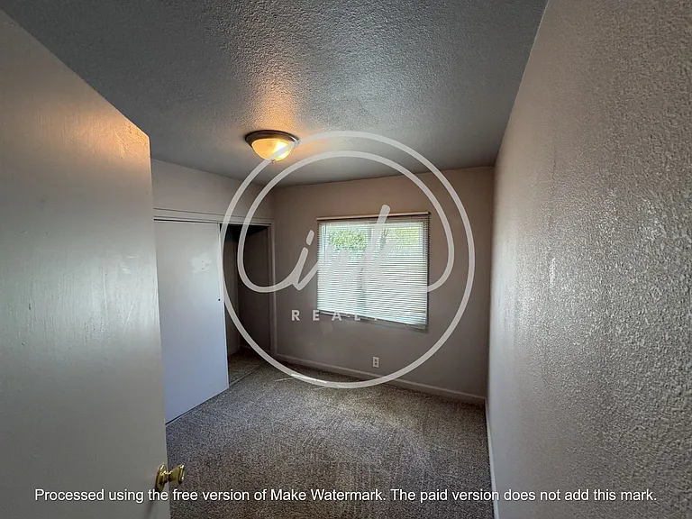 3289 Penrod Ln — Photo 10