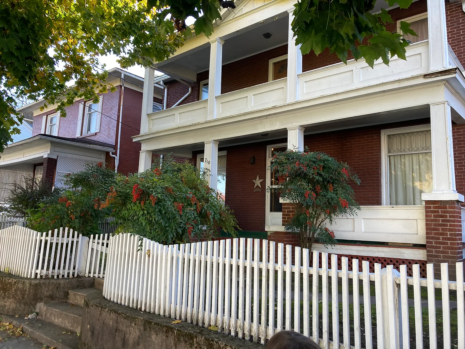 710 Temple Street, Hinton WV — Photo 2
