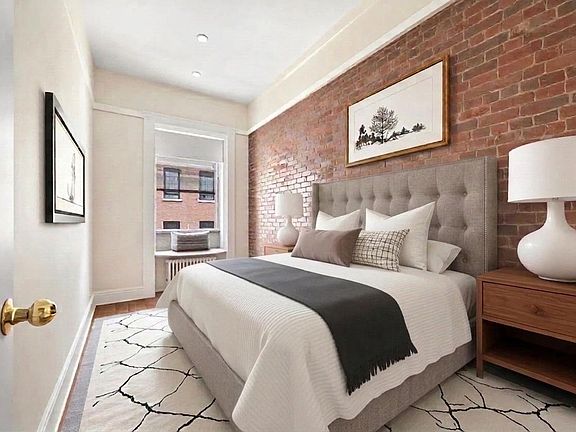 4th image of 134 W 73rd St #4A