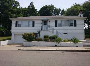 40 Daly St, Dorchester, MA 02122