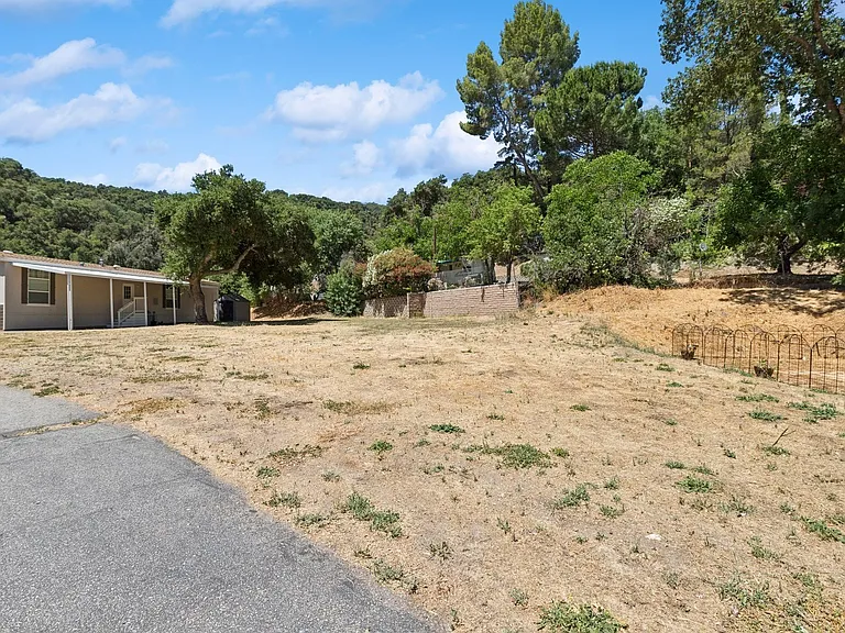 Resthaven Mobile Home Park — Photo 9