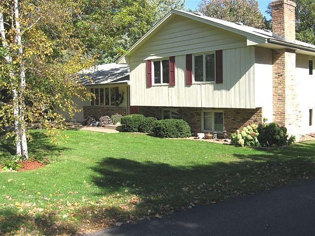 2nd image of 6243 Kerry Ln NE
