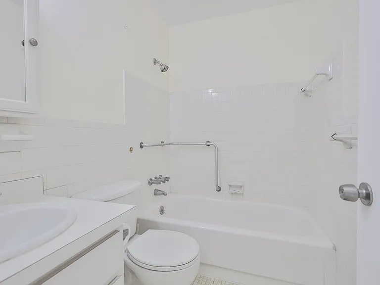 2358 Ecuadorian Way #56 — Photo 19