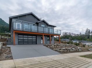 425 Colonia Dr, Ladysmith, BC V9G0A3