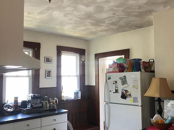 2nd image of 66 Harriet St #2