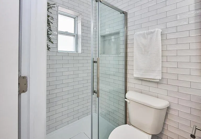 331 Catherine St #2 — Photo 14