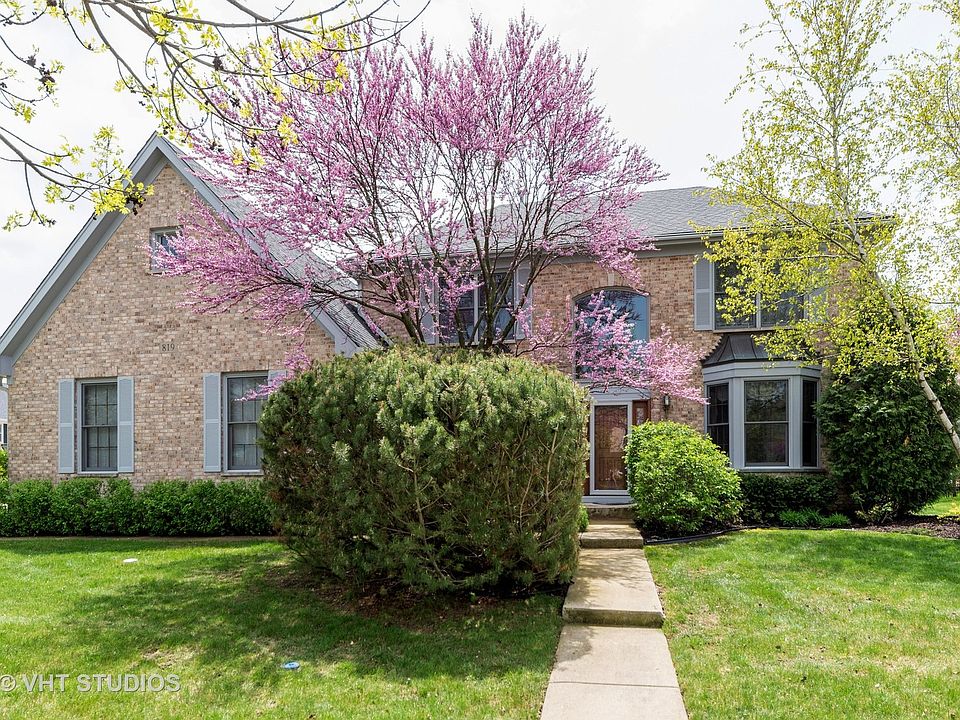 1st image of 819 Lakeland Dr