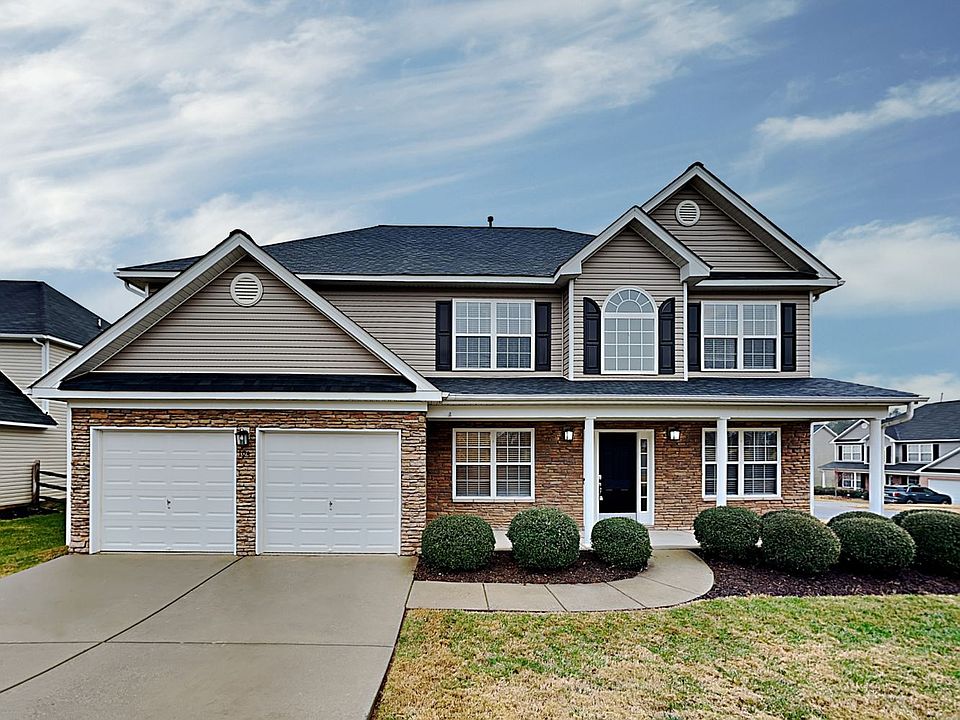 1st image of 104 Saye Pl
