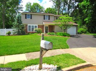 213 Mohegan St, New Britain, PA 18901