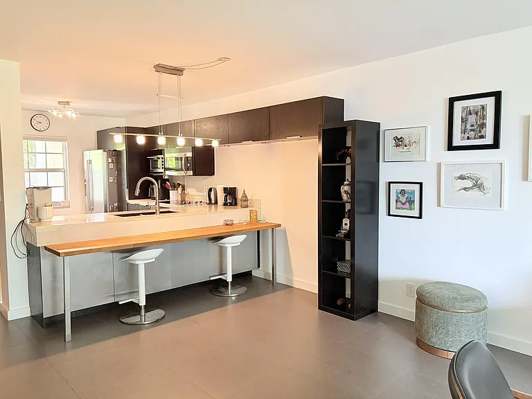 3503 Oaks Way #202 — Photo 3