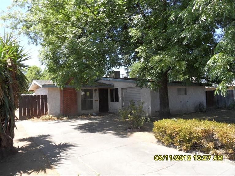1st image of 4756 E Lyell Ave