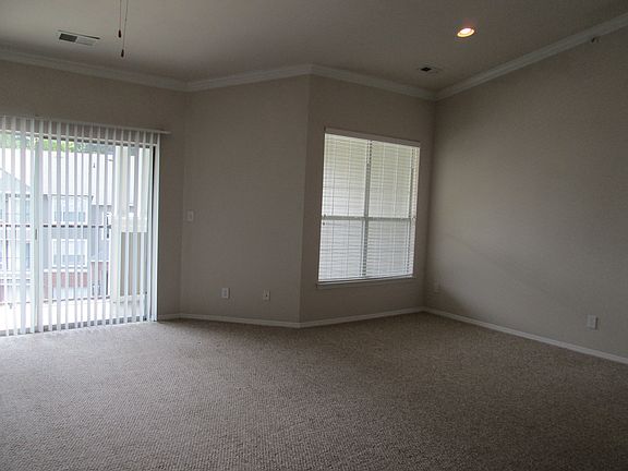 5th image of 6615 Cow Hollow Dr APT 2333
