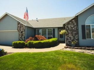 19427 Westwood Dr, Oregon City, OR 97045