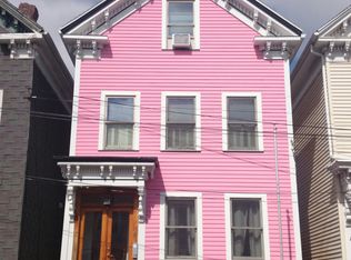 4 Leeds St, South Boston, MA 02127