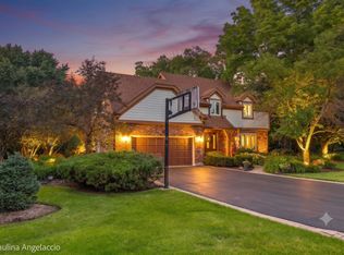 400 Bramble Ln, Deer Park, IL 60010