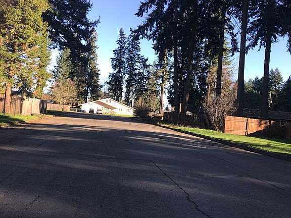 5th image of 9405 NE 59th St