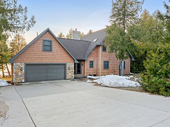 2nd image of 7717 McCreery Dr