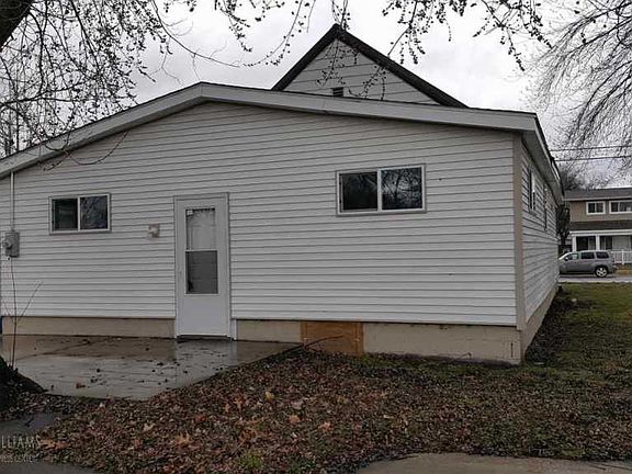 2nd image of 2517 Nern St