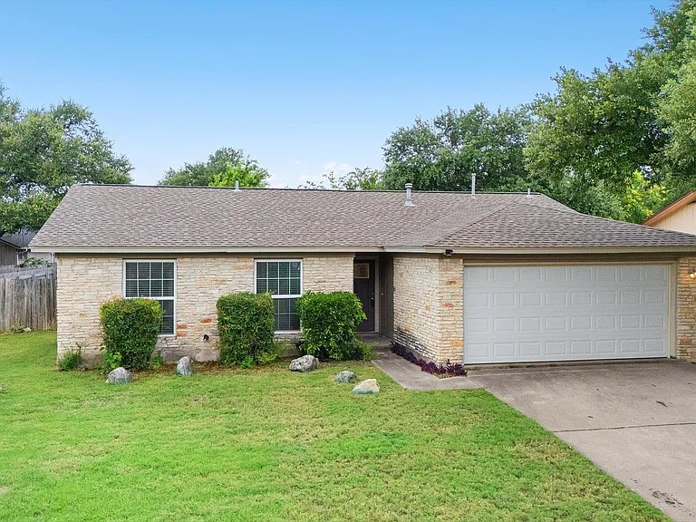 12902 Lamplight Village Ave — Photo 4