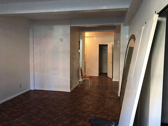 4th image of 3215 Olinville Ave APT 1G