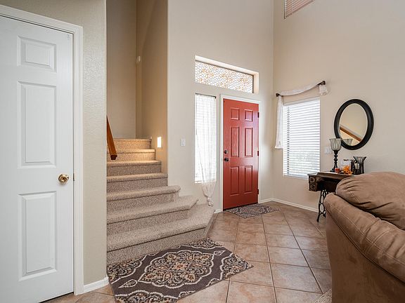 4th image of 13442 W Crocus Dr