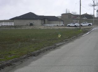 Burning Tree Dr, Tehachapi, CA 93561