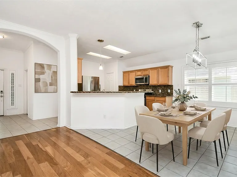 10 Delphinium Pl — Photo 18