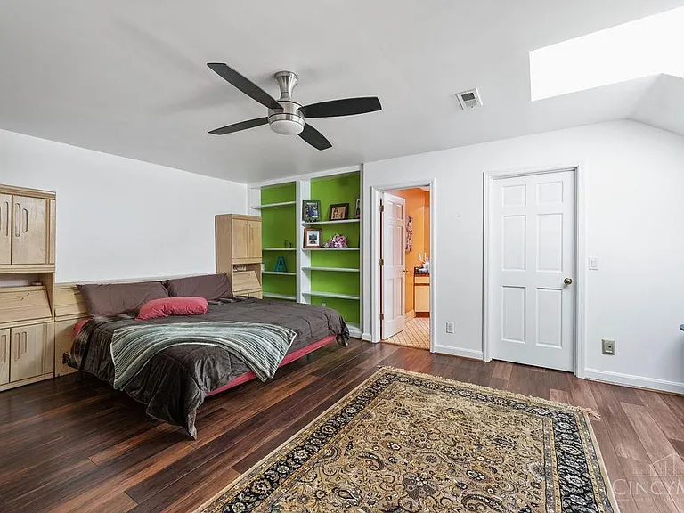 7883 Chestershire Dr — Photo 23