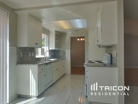 5th image of 9027 Warm Springs Cir