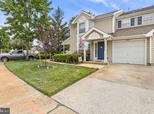 6902 Normandy Dr #B, Mount Laurel, NJ 08054