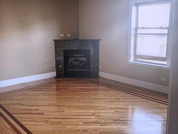 3rd image of 6610 S Kenwood Ave #7