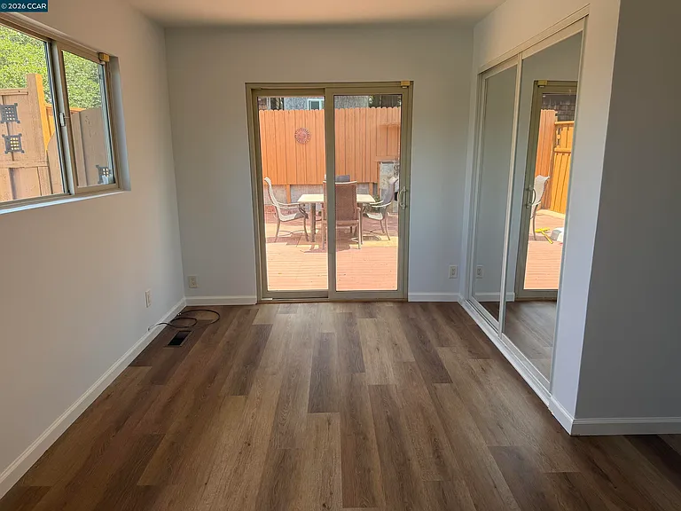 7 Knickerbocker Ln — Photo 21