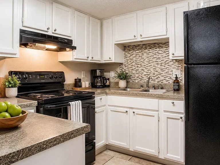 Residences at Overlook — Photo 56