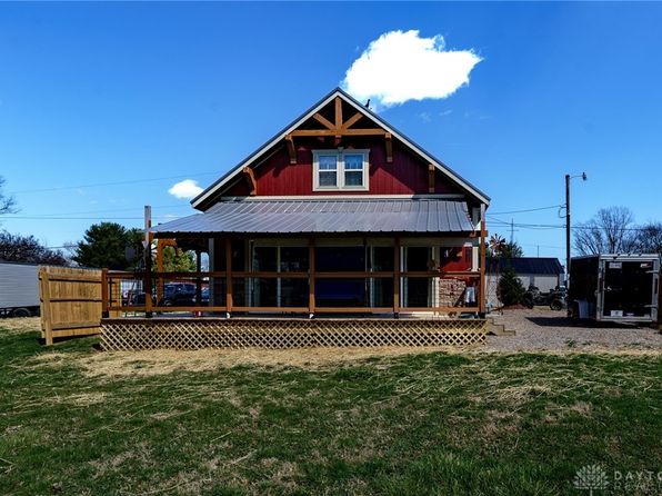 374 Center St, Gratiot, OH 43740