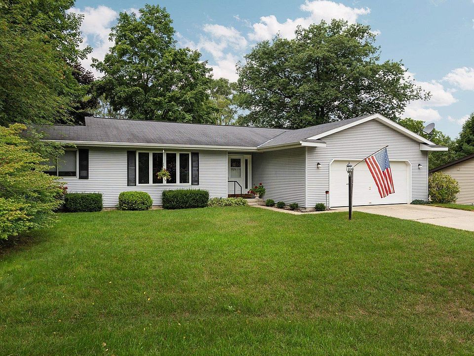 1st image of 1520 Arnold Ct