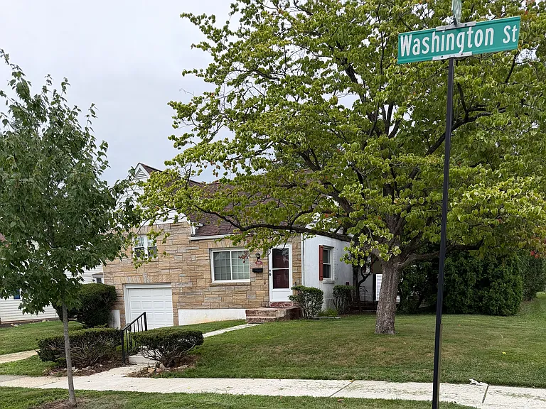 2331 W Washington St — Photo 11