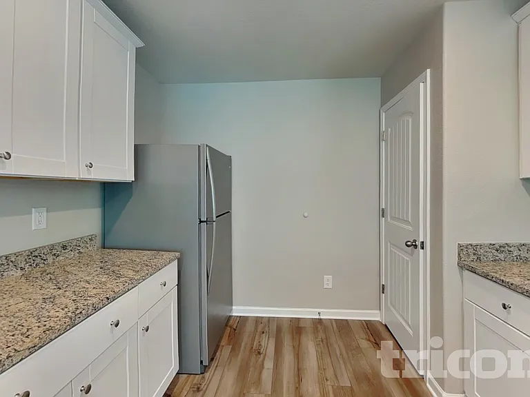 10 Parkers Gate Dr — Photo 5