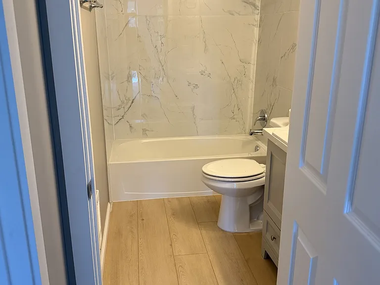 Main bathroom