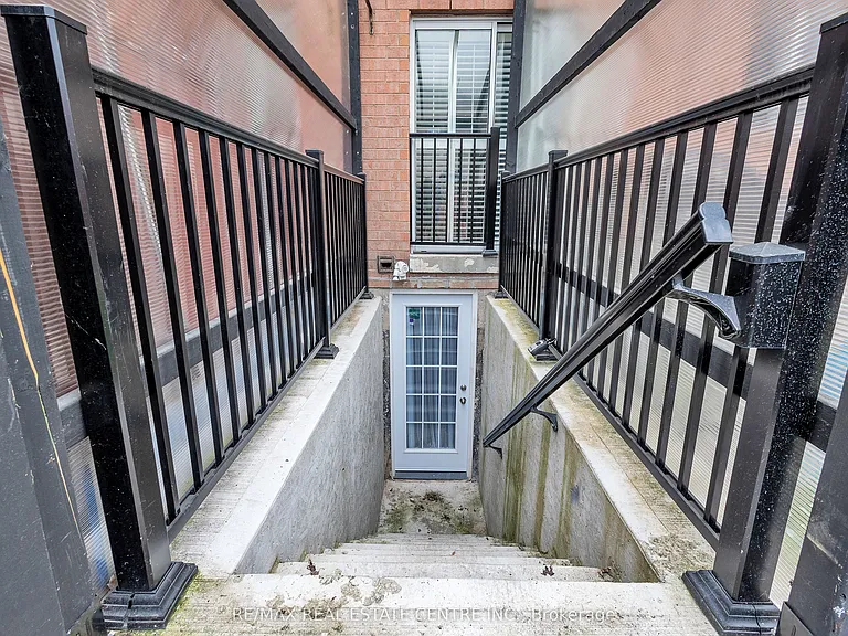 42 Baha Cres #BASEMENT — Photo 1