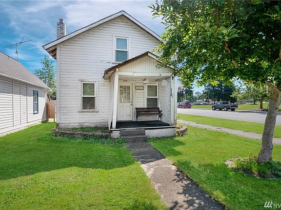 5th image of 301 Lincoln Ave