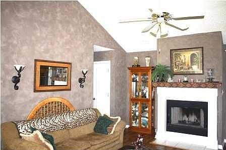 2nd image of 140 Buckston Trace Ln