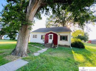 1213 Frances St, Goehner, NE 68364