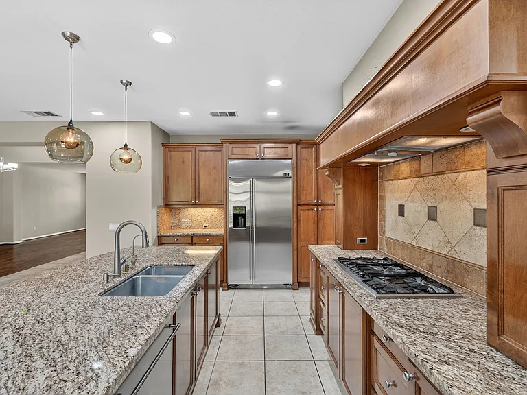 26525 Craftsmen Ct — Photo 11