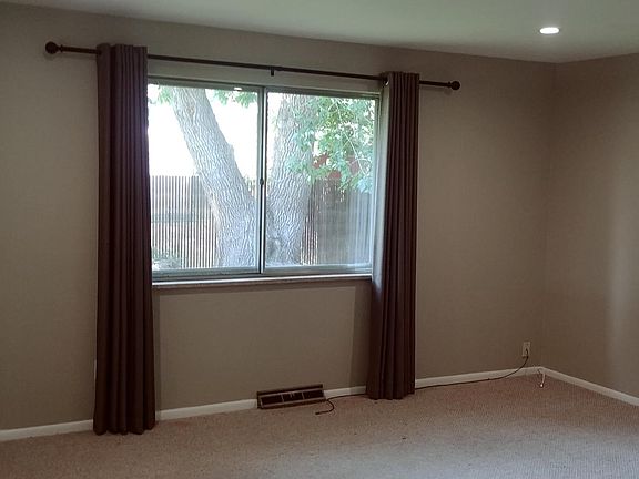 FAMILY ROOM - OVERLOOKING THE BACKYARD