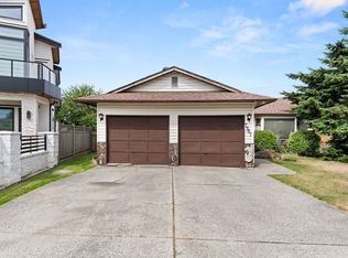 7387 131a St, Surrey, BC V3W8V5