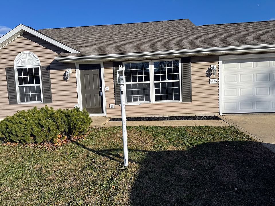 1st image of 806 S Sunny Ln
